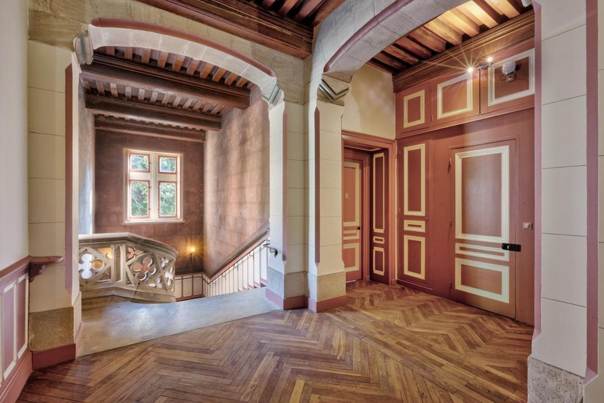 Kasteliades, Chateau De Burnand エクステリア 写真